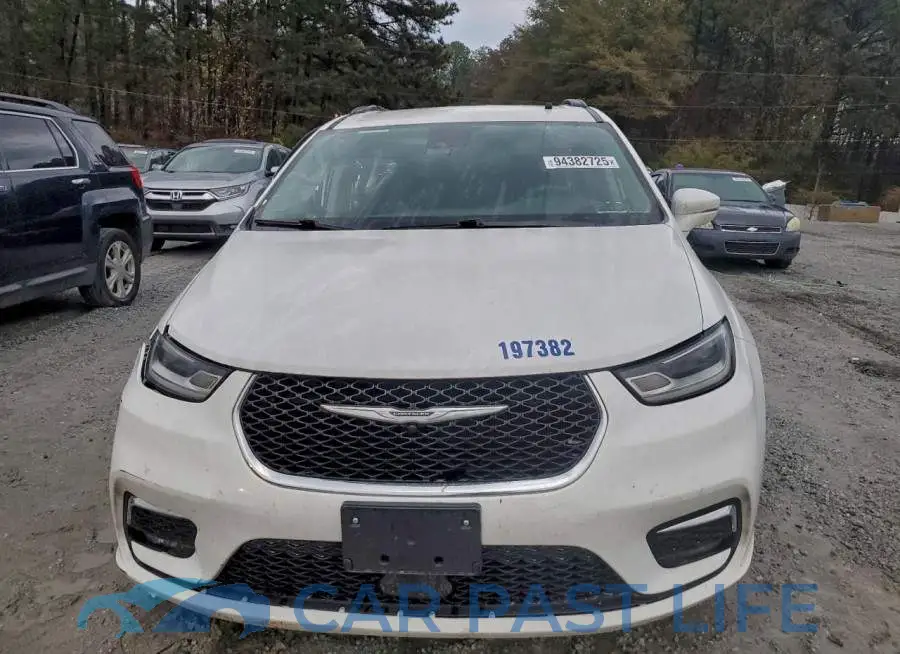 2C4RC1BG8NR197382# 5
