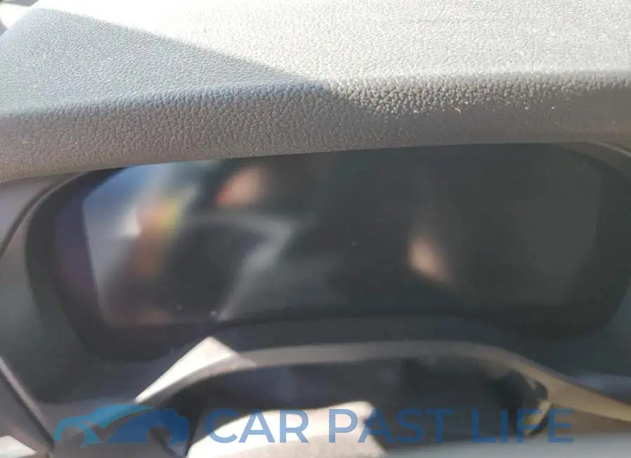 5UX33DT04P9P84565# 9