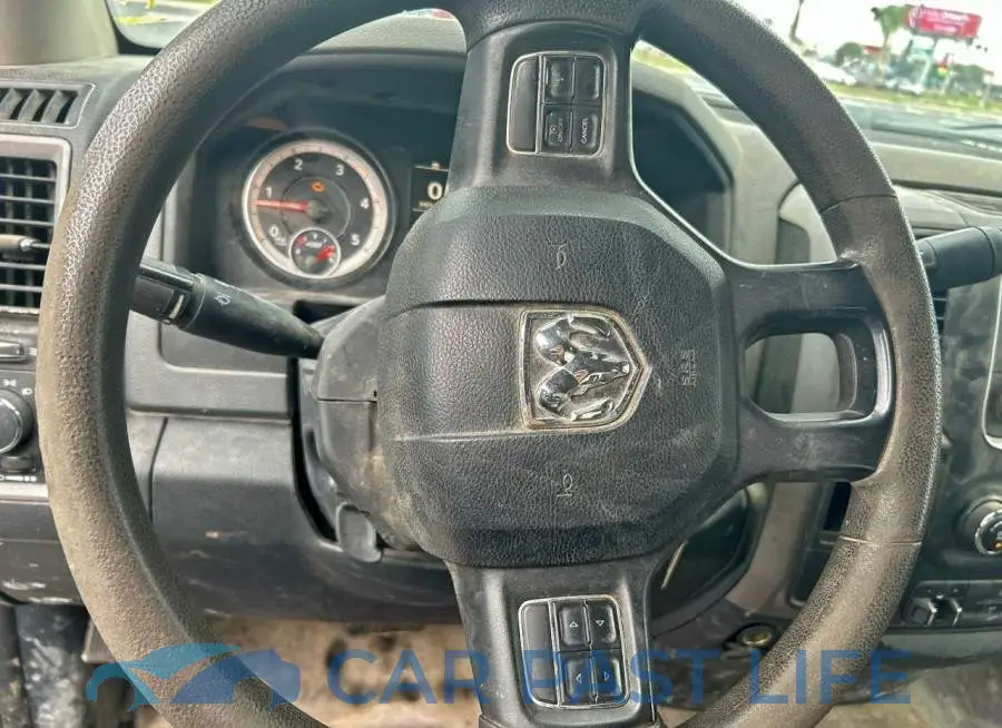 3C7WRSBL1GG290955# 12