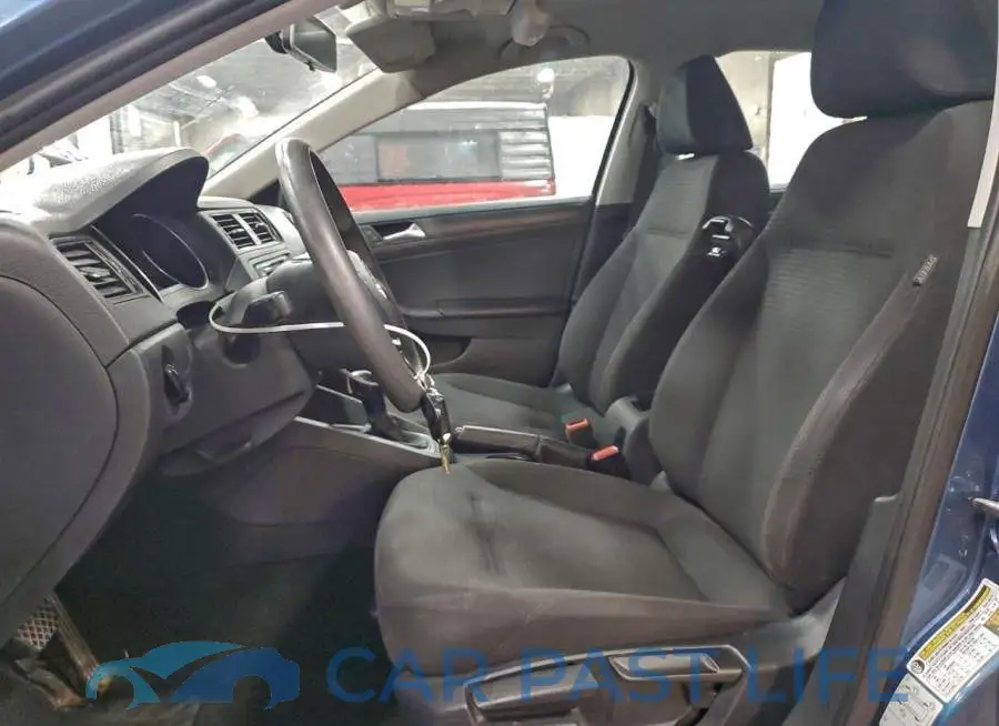3VW267AJ8GM274395# 7