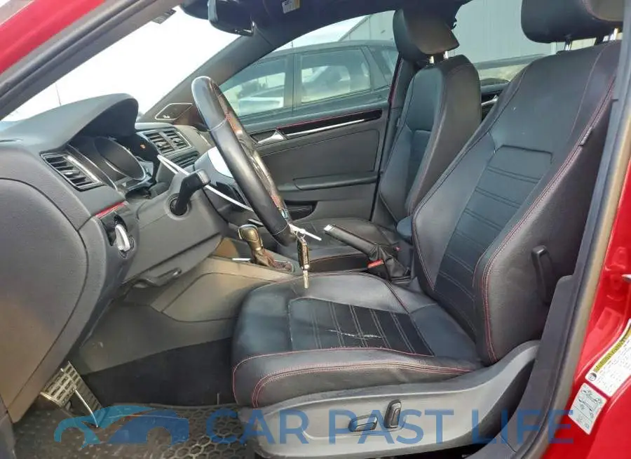 3VW4S7AJXGM331068# 7