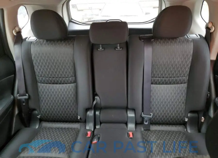 JN8AT2MV9HW008043# 10
