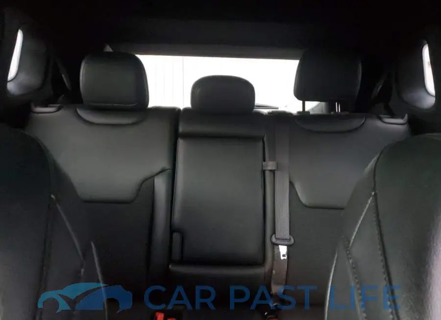 3C4NJDBN4ST547541# 10