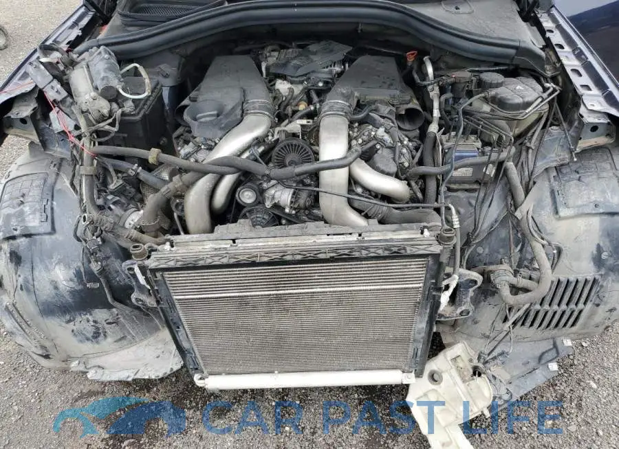 4JGDF7DE8JB115235# 12