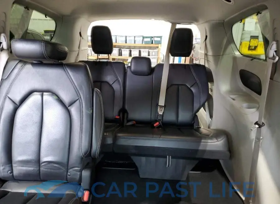2C4RC1BG7NR170836# 10