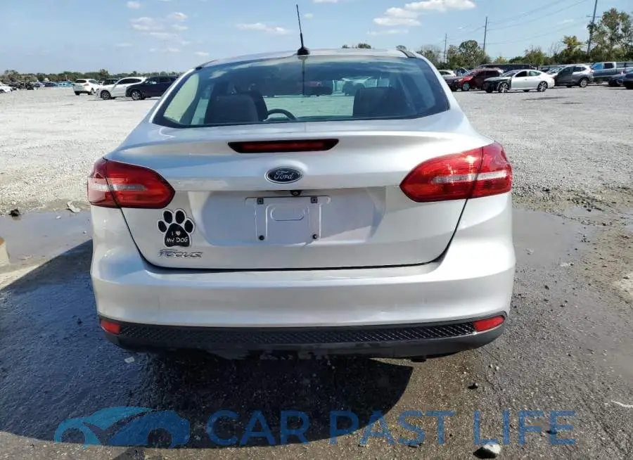 1FADP3E2XJL275504# 6