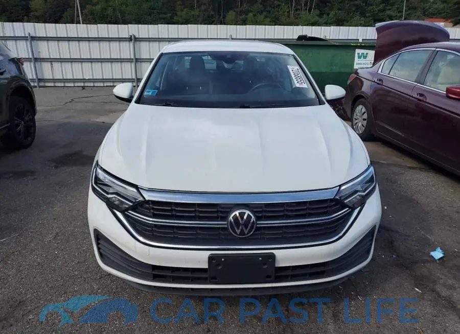 3VW5M7BU7PM023220# 5