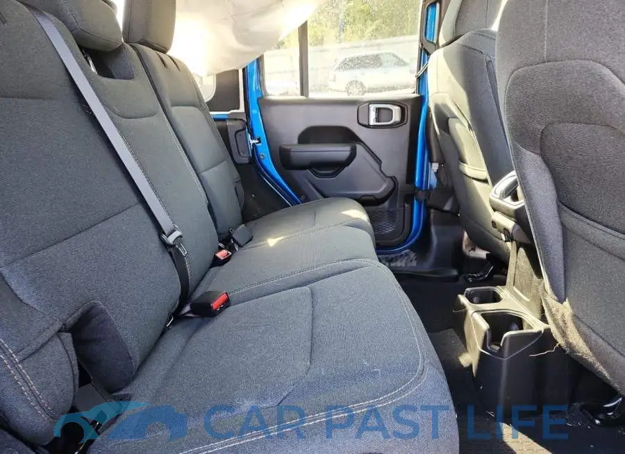 1C4PJXDN8RW350027# 11
