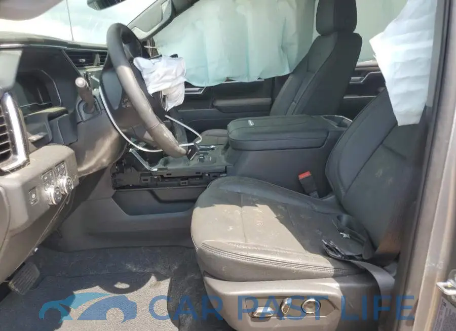 1GT4UREY9SF206040# 7