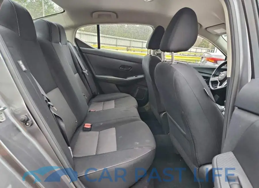 3N1AB8CV3SY386865# 10