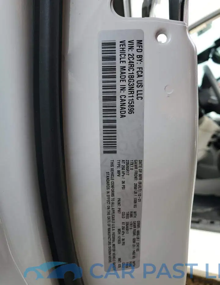2C4RC1BG3NR115896# 14