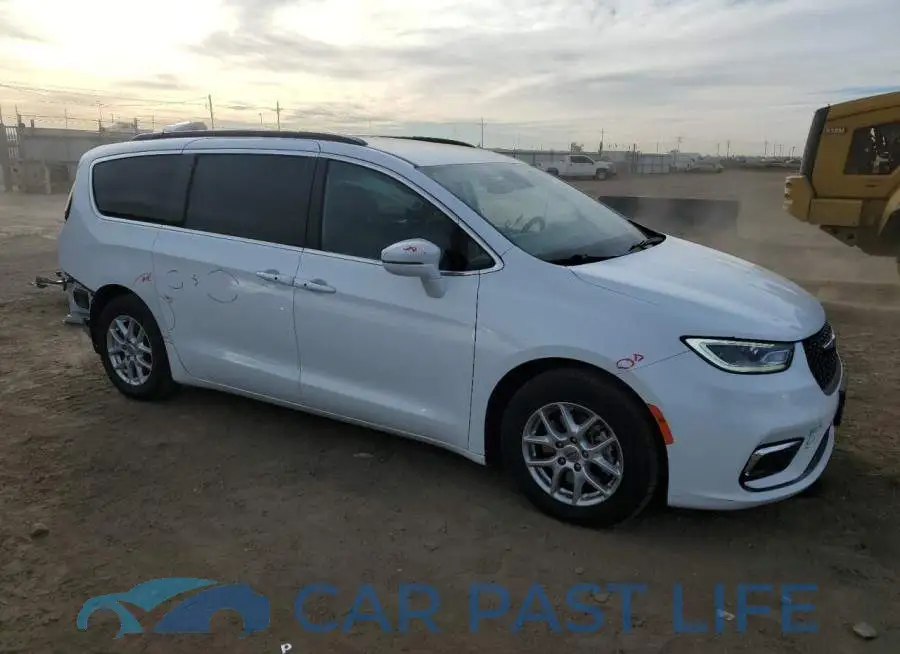 2C4RC1BG3NR115896# 4