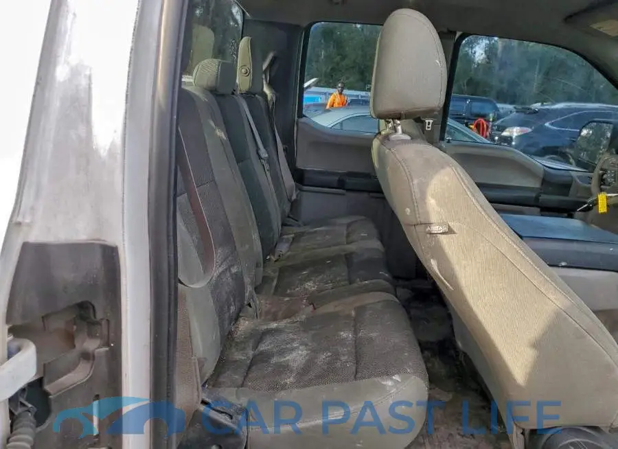 1FTEX1CP5GKE70118# 10