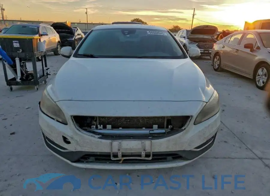 YV126MFK2G2409360# 5