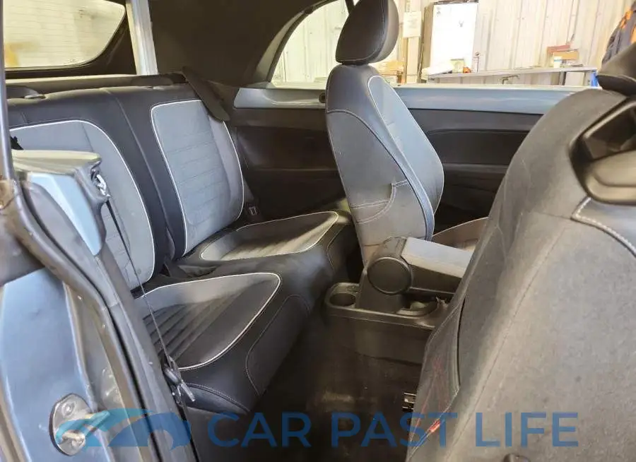 3VW517AT1GM821360# 10