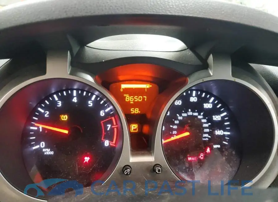 JN8AF5MV2GT658826# 9