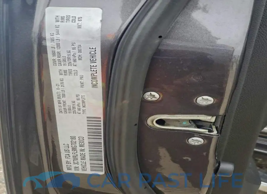 3C7WRLFL9MG702180# 12