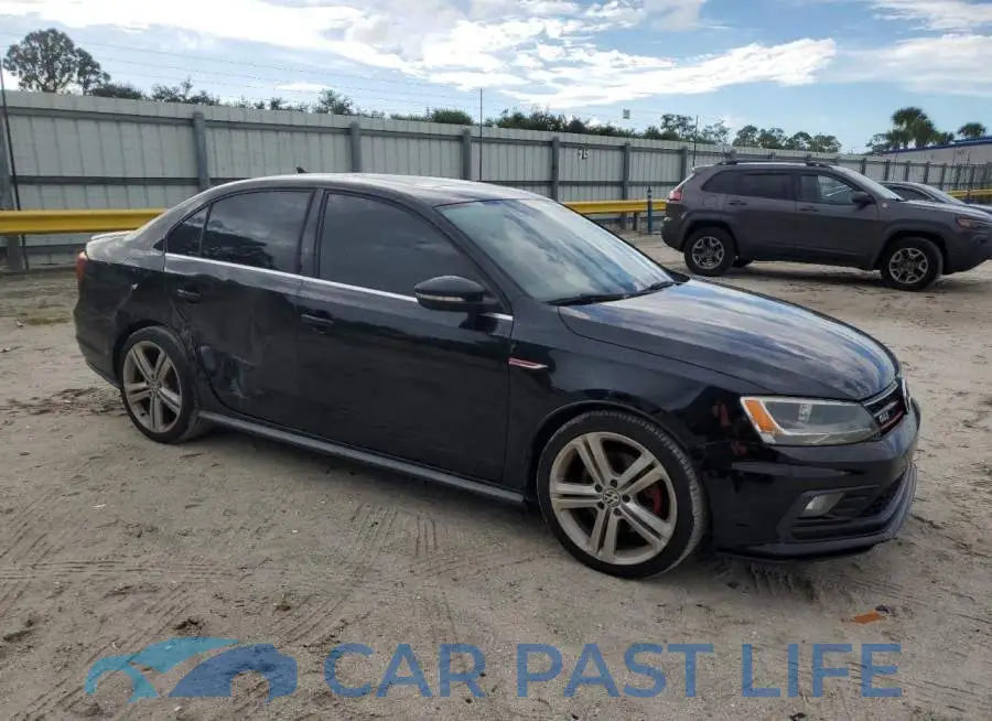 3VW4S7AJ8GM331358# 4
