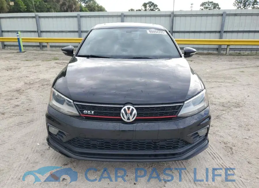 3VW4S7AJ8GM331358# 5