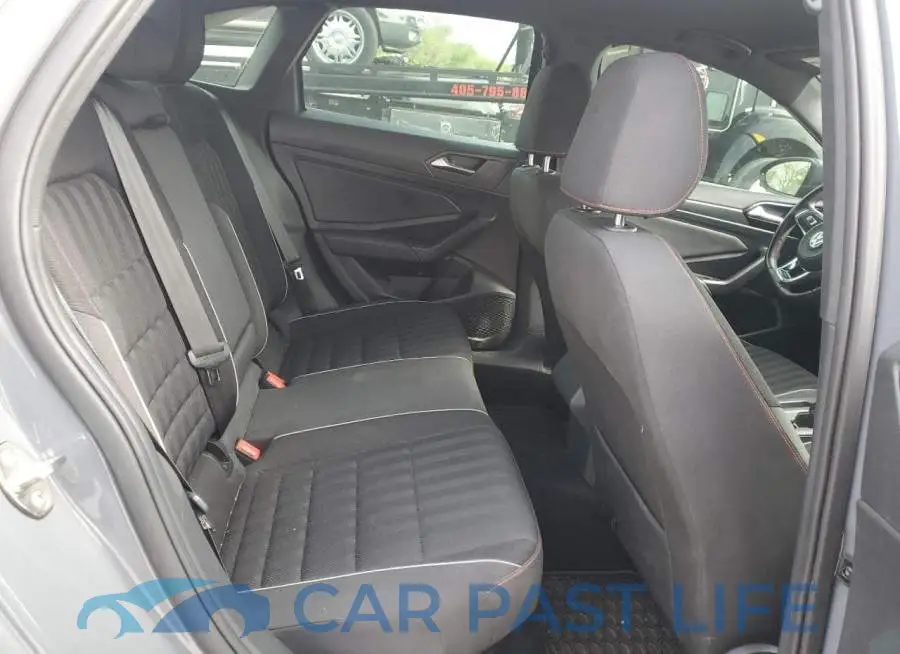 3VW5T7BU1MM025687# 10