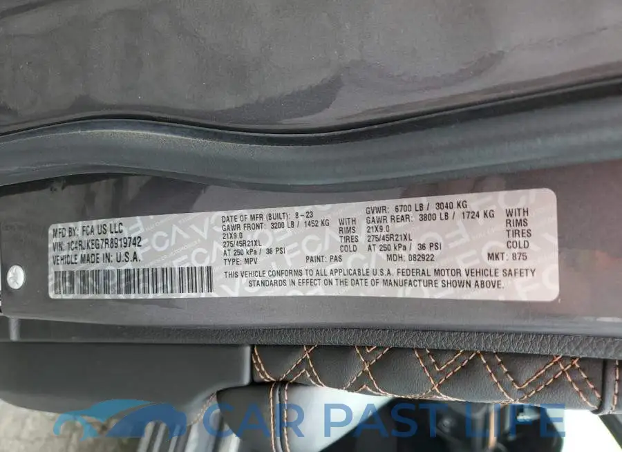 1C4RJKEG7R8919742# 13