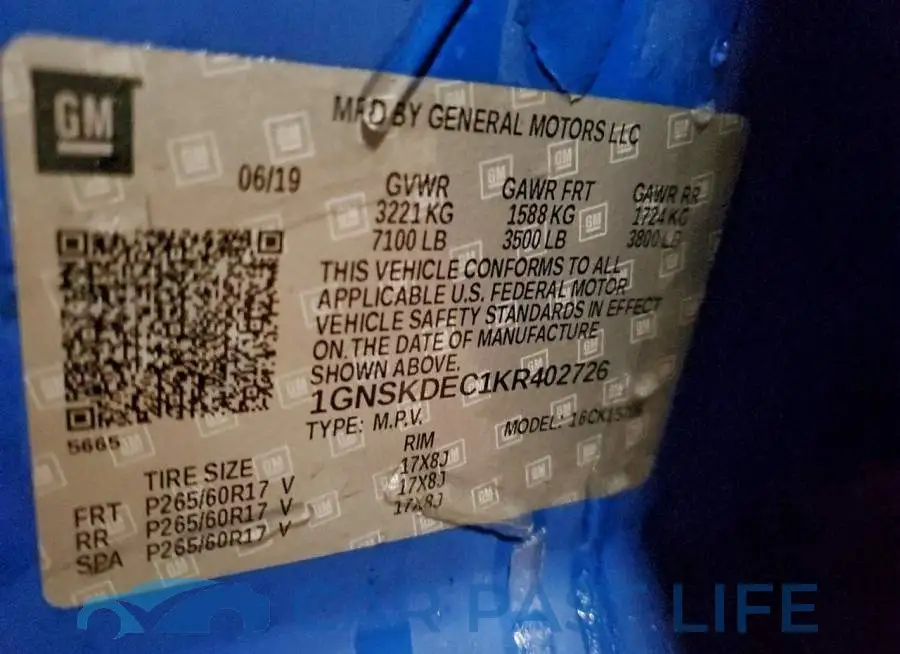 1GNSKDEC1KR402726# 13