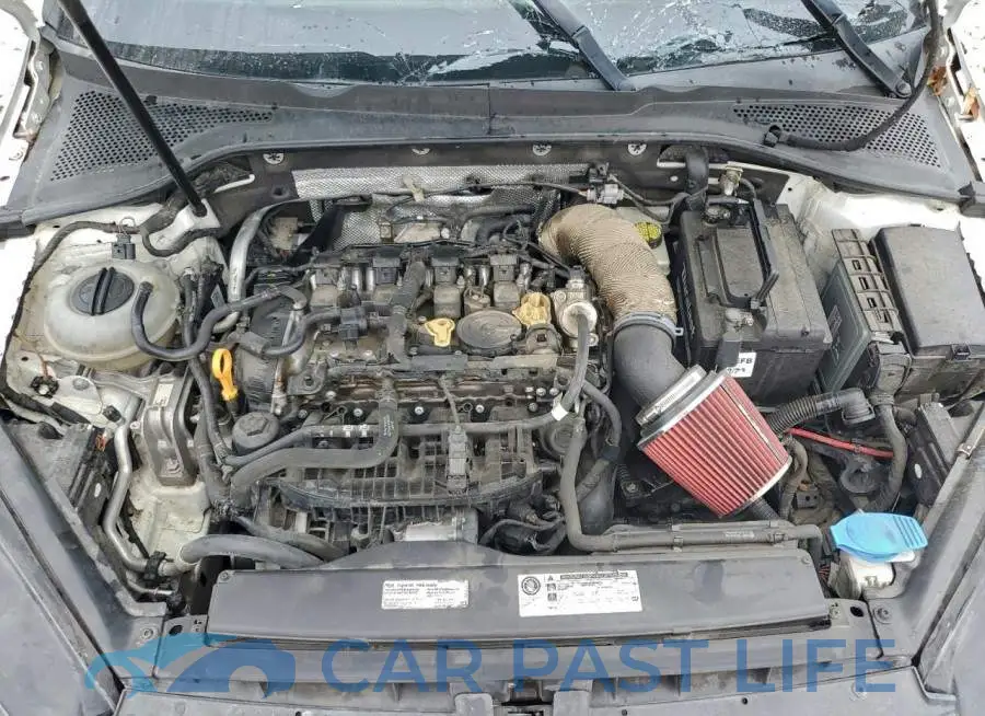 3VW5T7AU2GM018835# 11