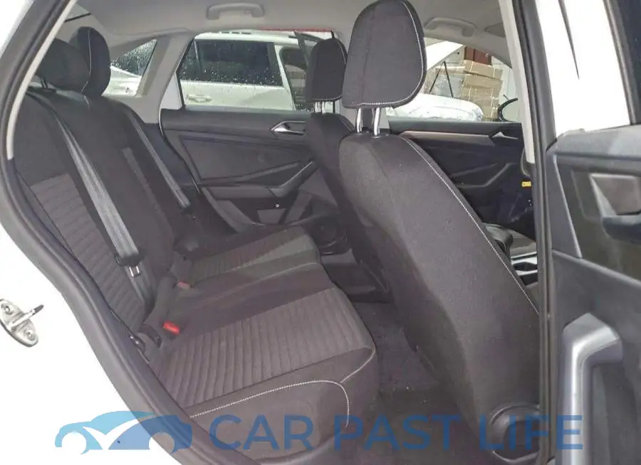 3VWCM7BU4NM021526# 10