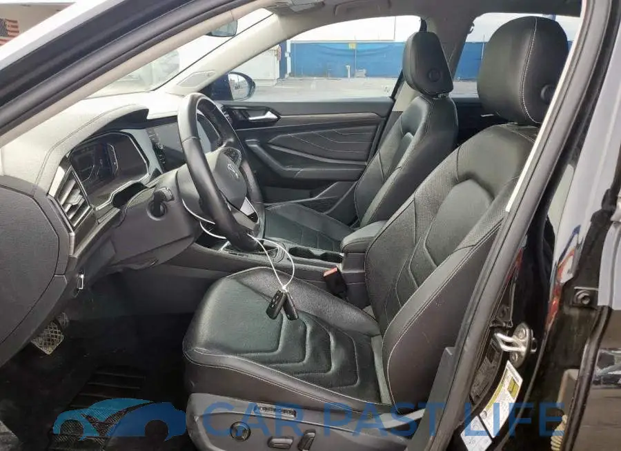 3VWGM7BU8NM000549# 7