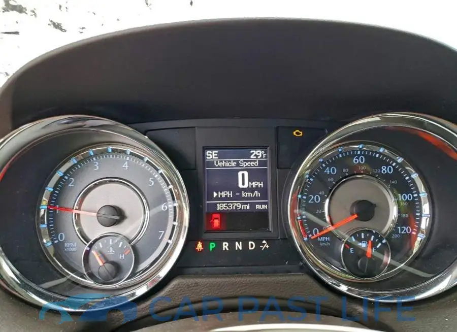 2C4RC1BG1GR111039# 9