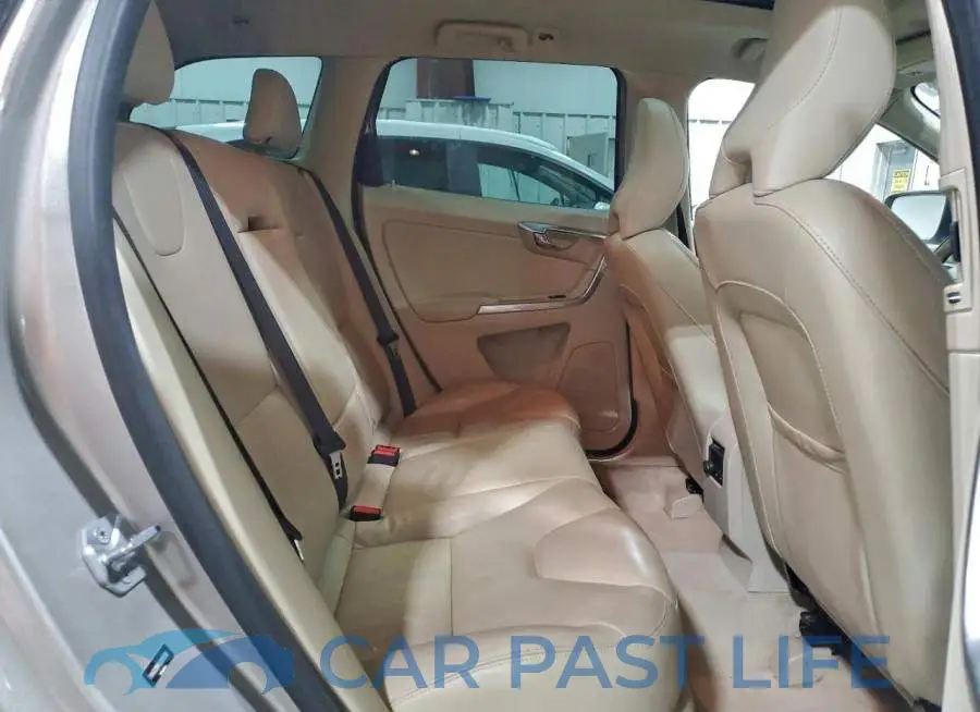 YV4612RM1G2818938# 11