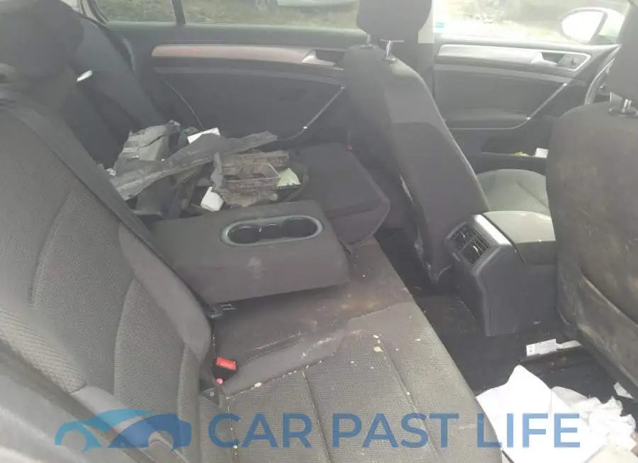 3VW117AU0GM048842# 10