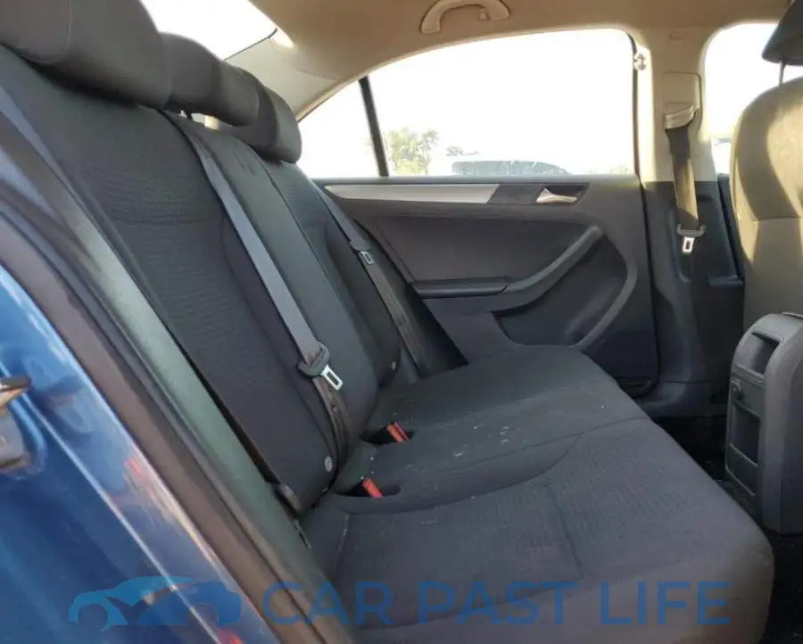 3VWD67AJ0GM256207# 10