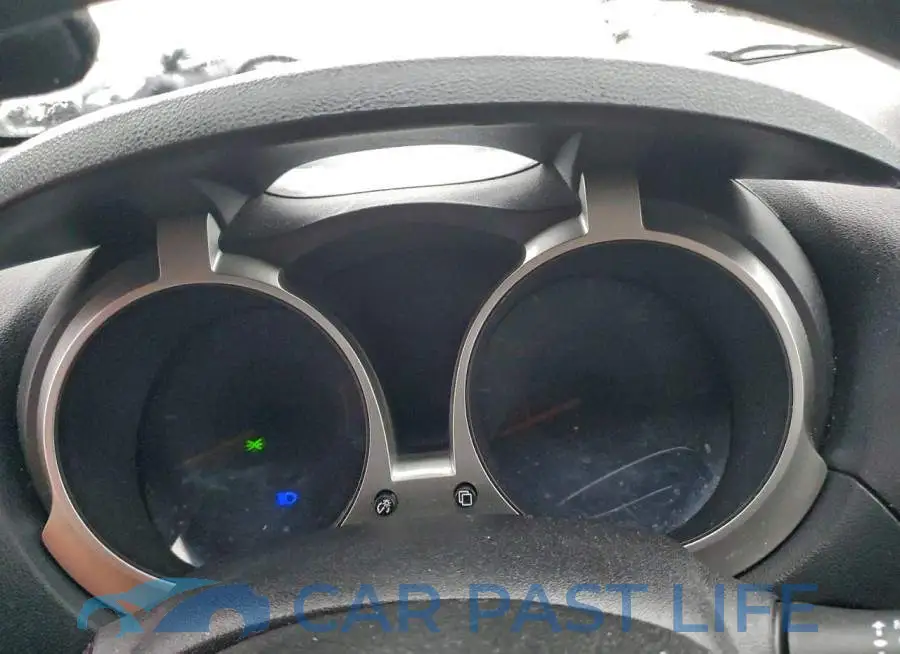 JN8AF5MV2GT655084# 9