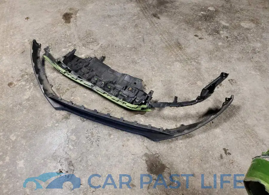1FADP3K25JL330462# 12