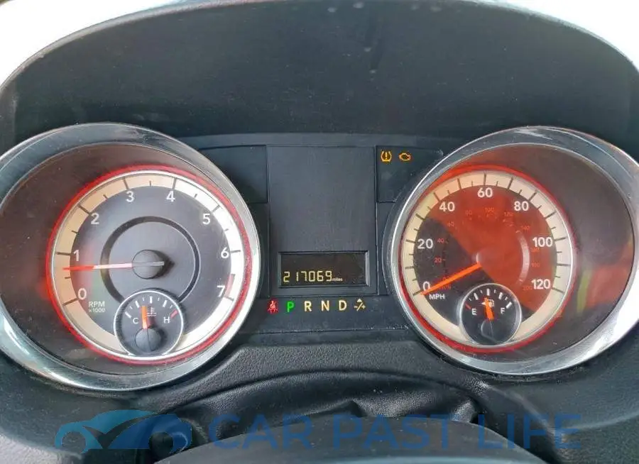 2C7WDGBG8KR526938# 9