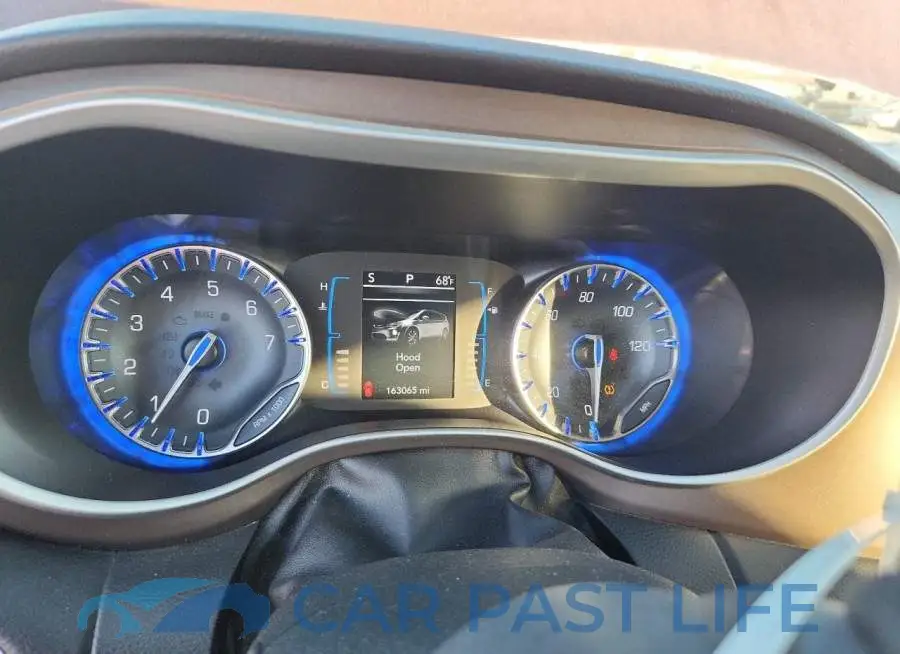 2C4RC1BG4HR527006# 9