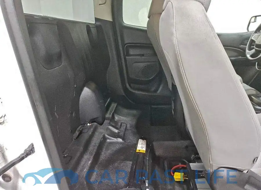 1GCHSBEA7L1211950# 10