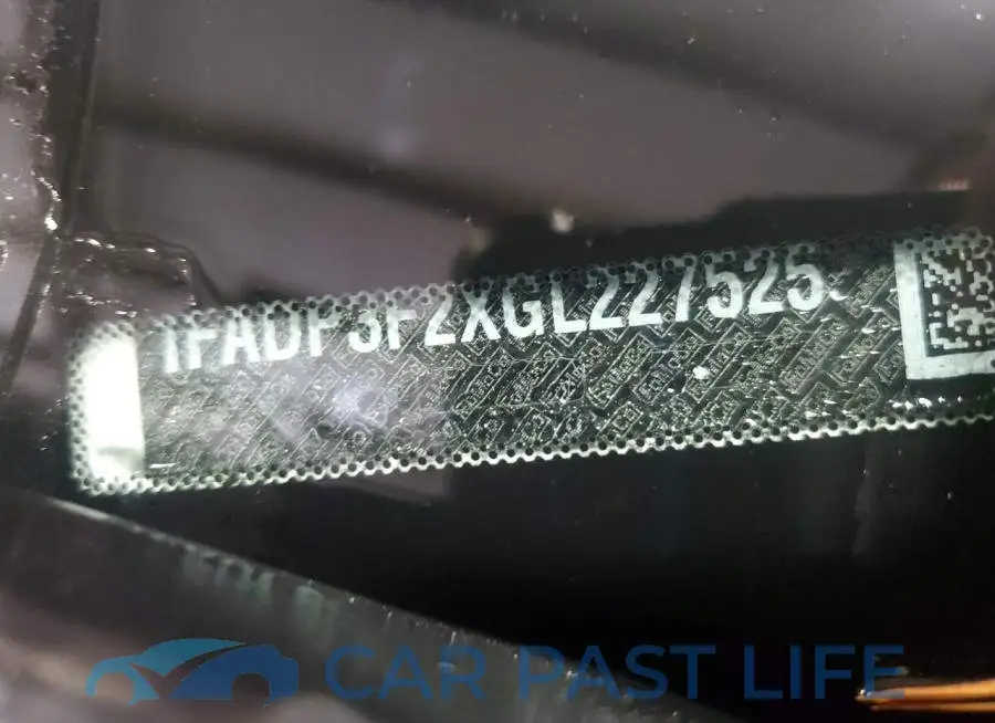 1FADP3F2XGL227525# 12