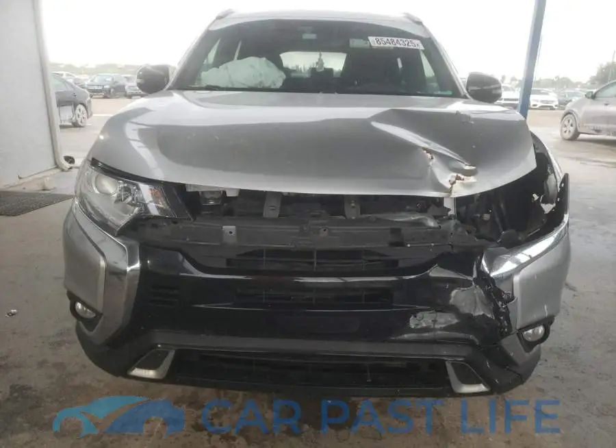 JA4AD3A38LJ000369# 5