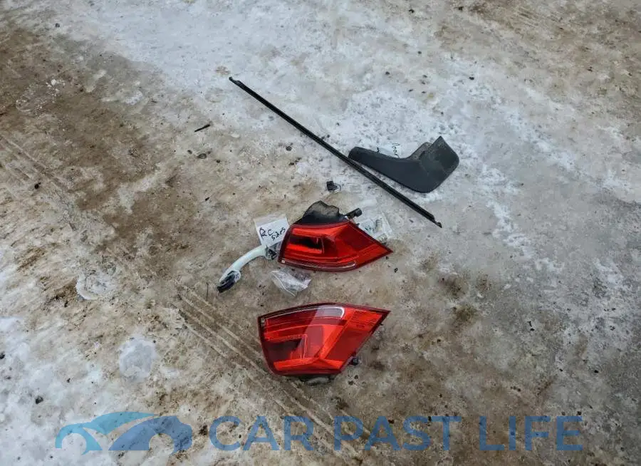 3VW217AU0GM022763# 12