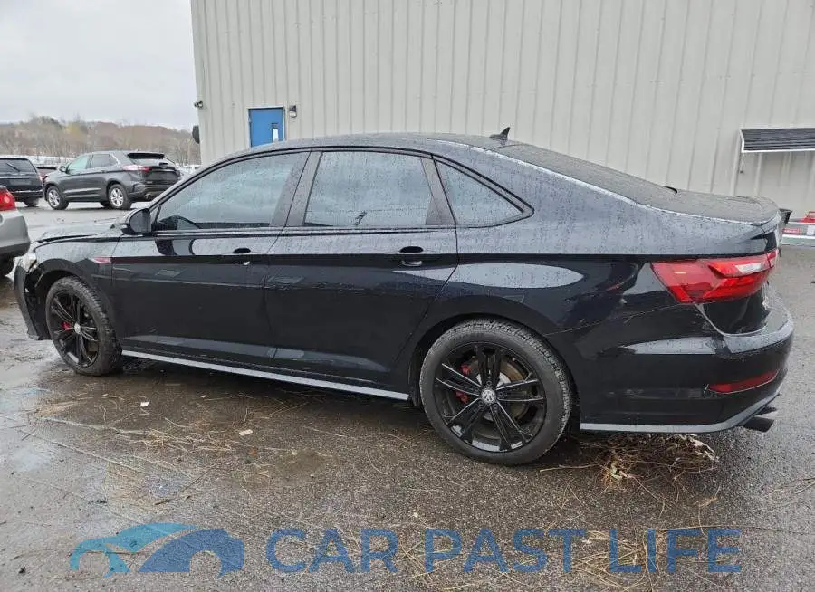3VW5T7BU8LM051296# 2