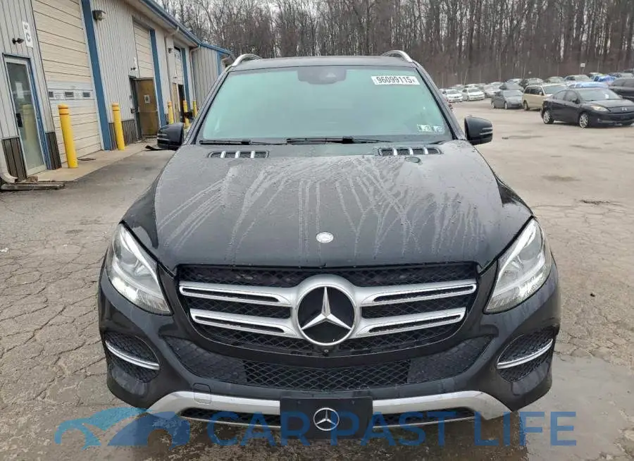 4JGDA5HB2GA689105# 5