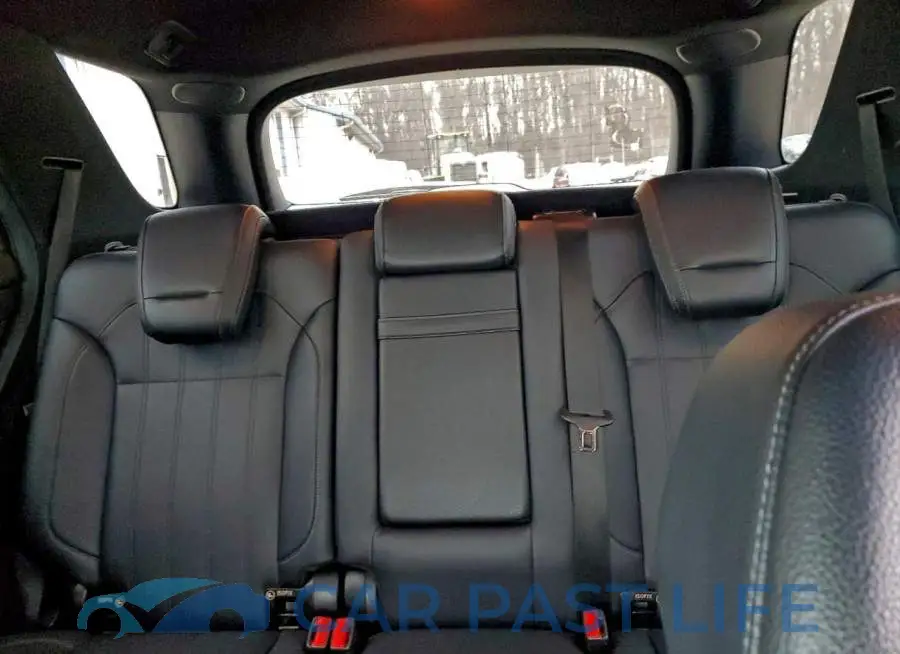 4JGDA5HB2GA689105# 10