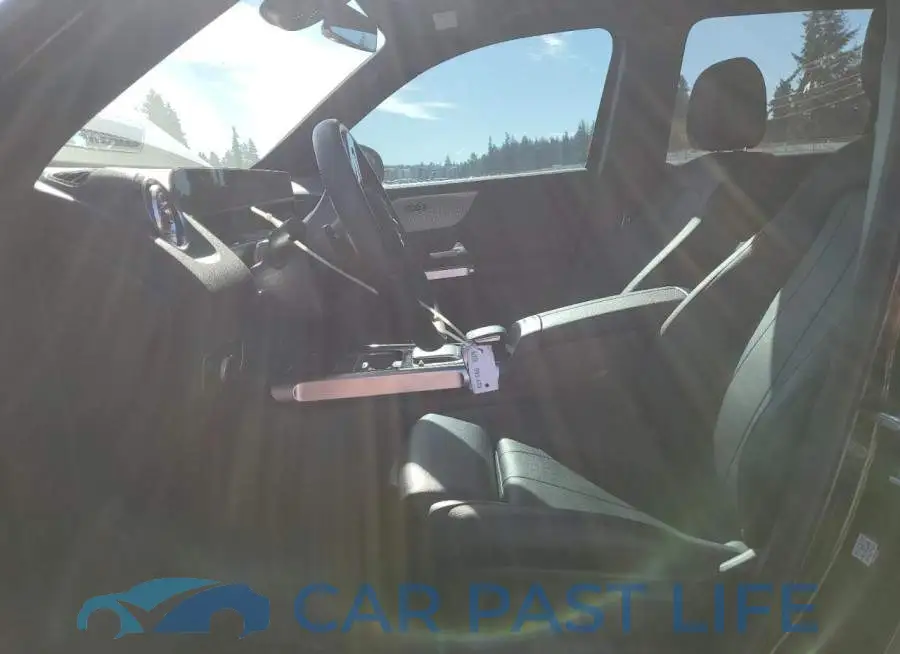 W1N9M1DB1NN011413# 7