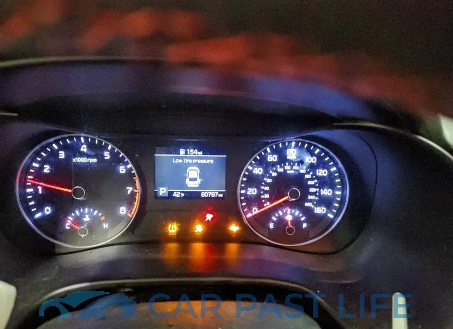 3KPF44AC4LE158576# 9