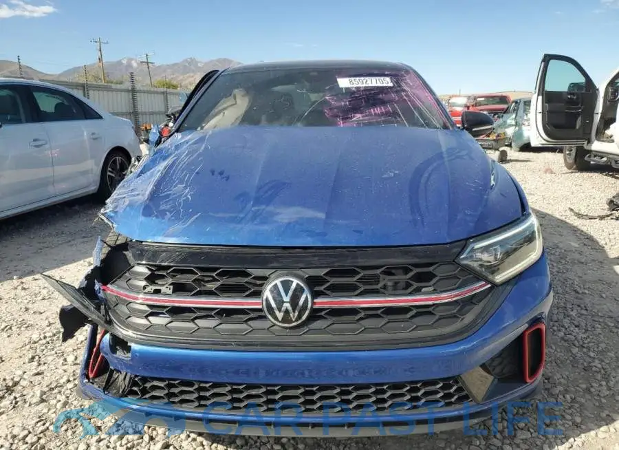 3VW2T7BU5NM029231# 5