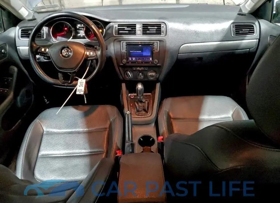 3VWD67AJ2GM318125# 8