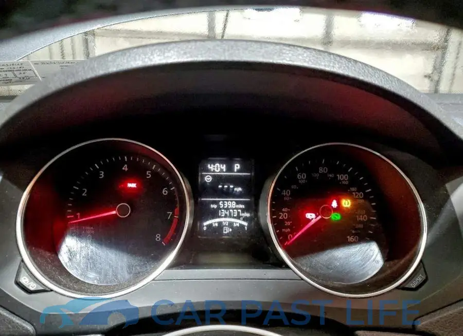 3VWD67AJ2GM318125# 9