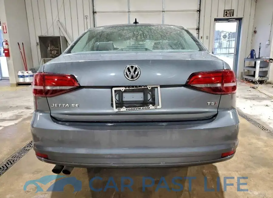 3VWD67AJ2GM318125# 6